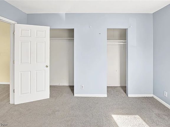 4th image of 2010 Forestdale Ave #1