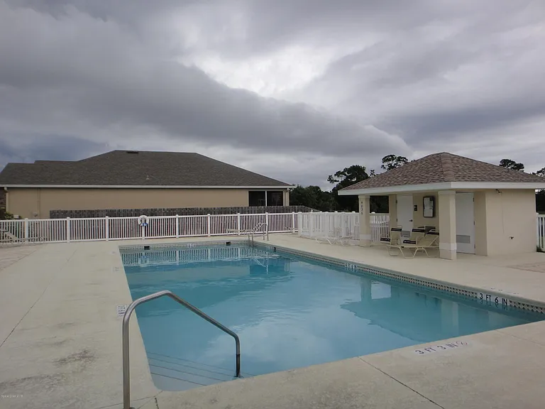 4063 Palladian Way — Photo 36