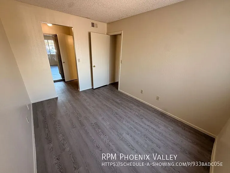 Parkside Apartments — Photo 78