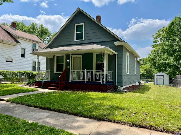 315 SW Orchard St, Topeka, KS 66606