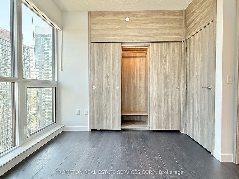 68 Esther Shiner Blvd #2015 — Photo 26