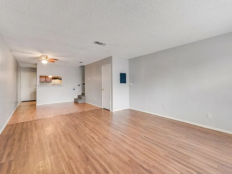 600 Grand Ave #112 — Photo 5