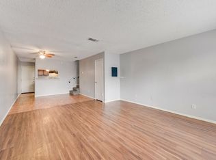 600 Grand Ave APT 101, Arlington, TX 76010