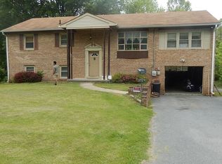 4567 Howellsville Rd, Front Royal, VA 22630