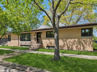 1700 Des Plaines Ave, Park Ridge, IL 60068