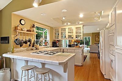 5th image of 15825 Village Green Dr Unit 13