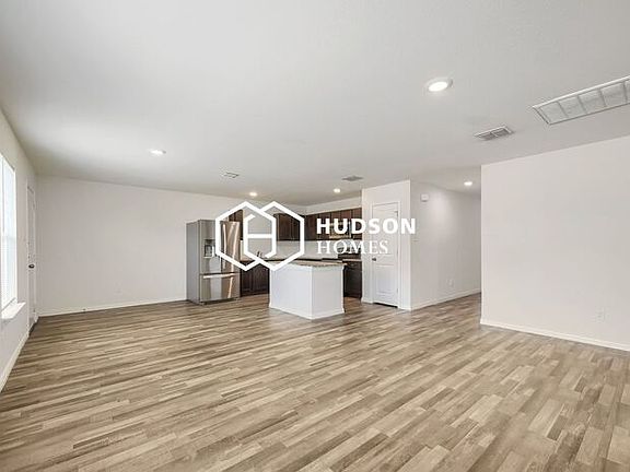 5th image of 908 Liberty Bell Ct