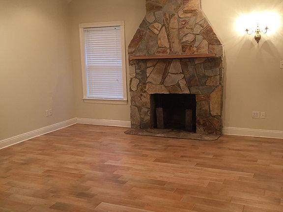 5th image of 18251 Autry Dr