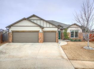604 NW 179th Cir, Edmond, OK 73012