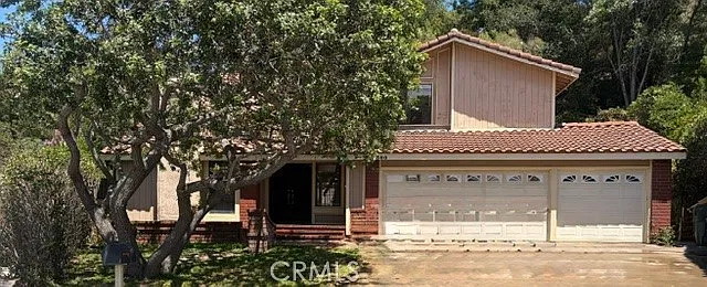 2300 Remora Dr