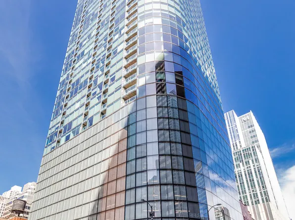 600 N Fairbanks Ct Unit 3610, Chicago, IL 60611