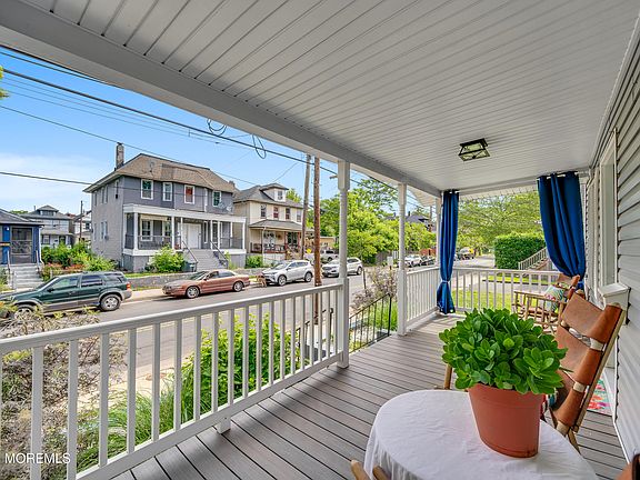 4th image of 1514 Bangs Avenue