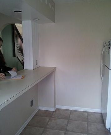 Updated Kitchen w/plenty of countertop space