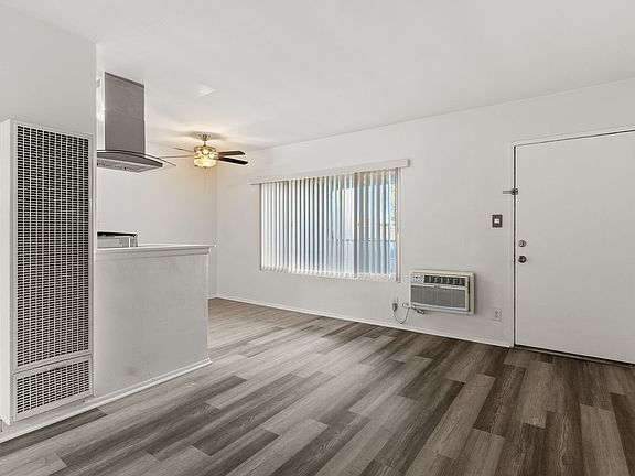 3rd image of 12602 Kensington Ln #7
