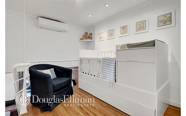Sold by Douglas Elliman | media 8