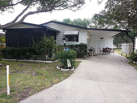 5th image of 37 Sea Fern Dr