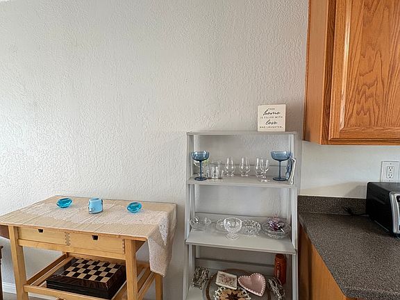 5th image of 900 Southampton Rd APT 80