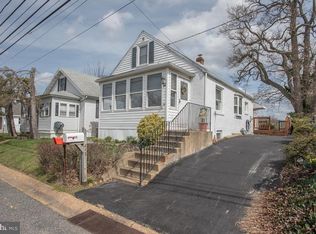 413 E Hazeldell Ave, New Castle, DE 19720
