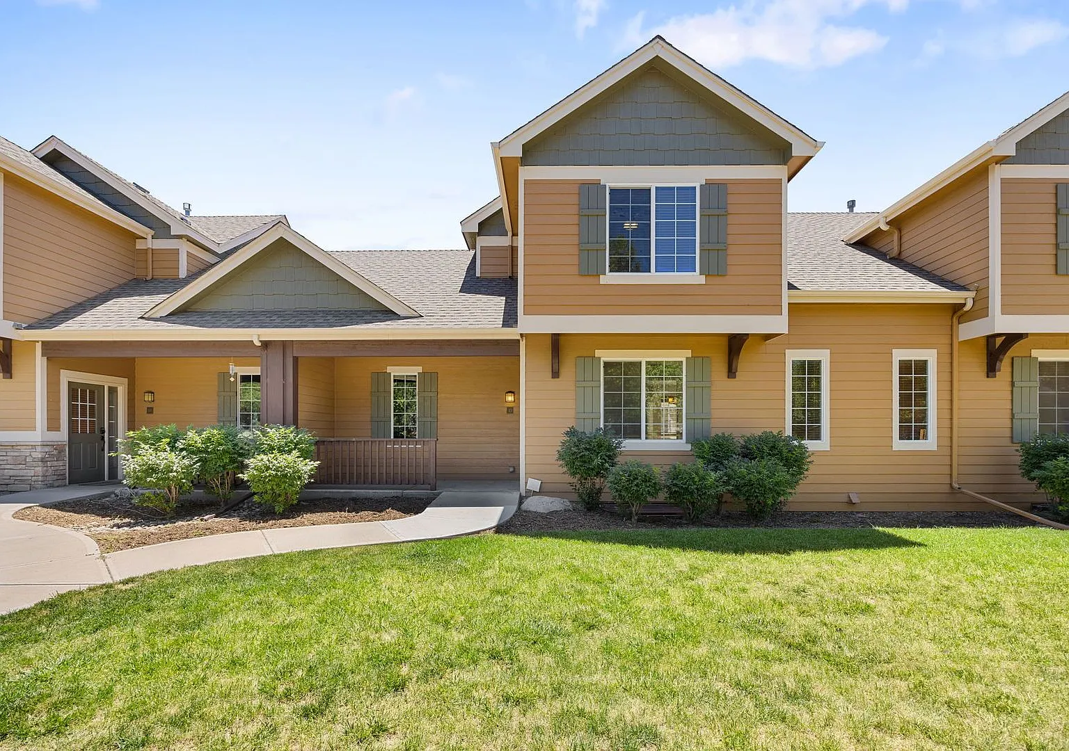 $500 Off Rent if Lease Starts by 9/5! — Photo 1