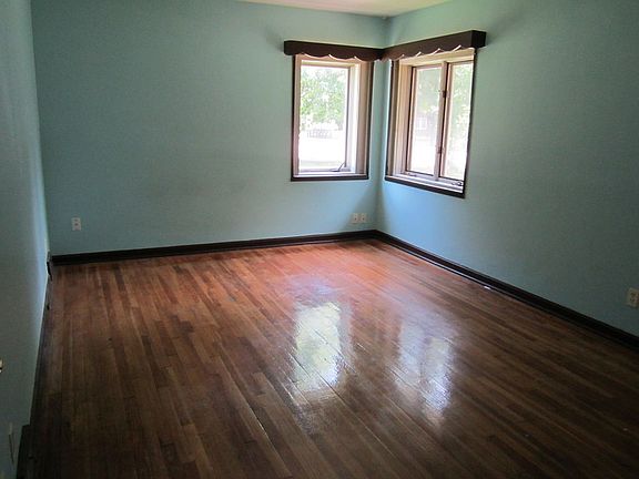 4th image of 1505 Bryden Dr