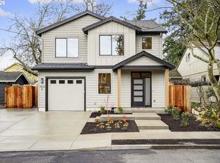 7602 SE Carlton St Unit A, Portland, OR