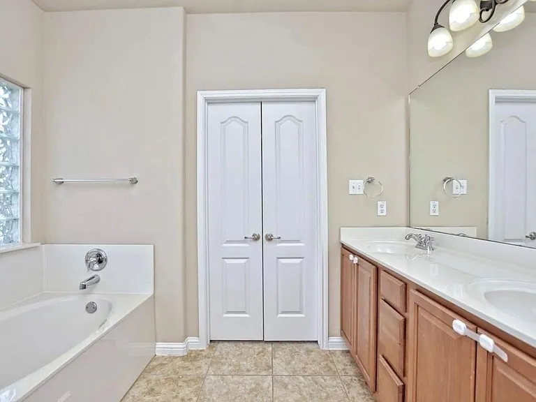 310 Steer Acres Ct — Photo 16