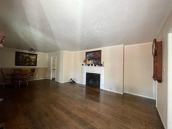 3rd image of 4755 E Brown Ave
