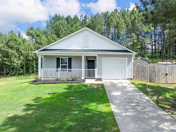 2nd image of 120 Vista Hill Dr