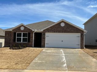 610 Woodcreek Loop, Lowell, AR 72745