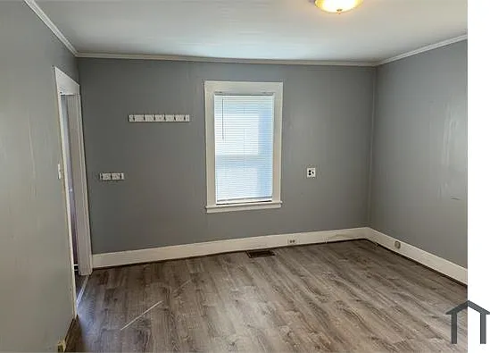 5 Garfield Ave — Photo 2