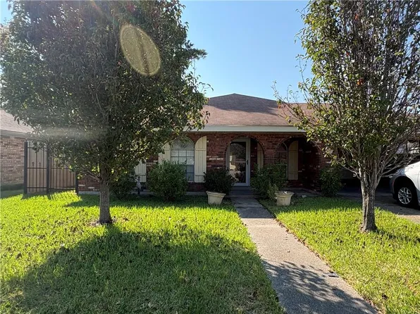 1713 Nie Pkwy, New Orleans, LA 70131