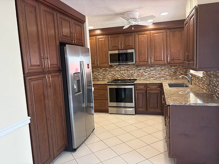 21435 Campo Allegro Dr — Photo 9