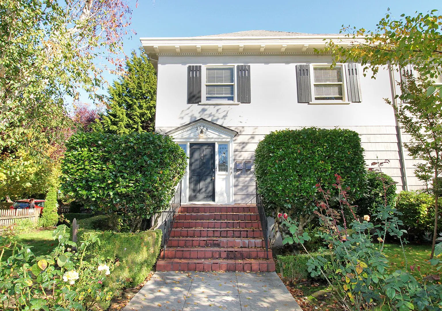 Historic Irvington Full Main Floor 2 Bed/1 Bath with 2 Decks Private Decks and Fireplace — Photo 1