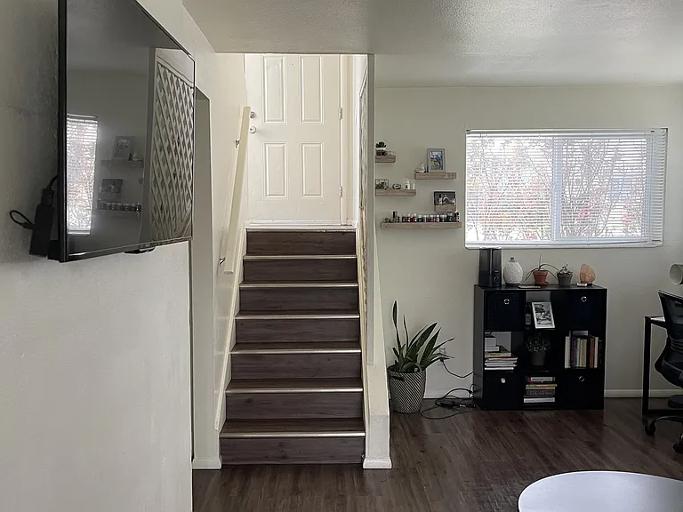 665 E Malibu Dr #1 — Photo 4