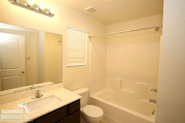 1888 Via Del Rey Ct — Photo 12