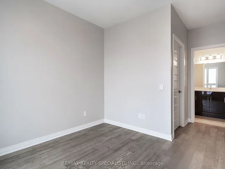 470 Gordon Krantz Ave #415 — Photo 23