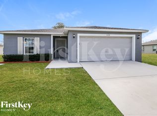 828 SW Thrift Ave, Port Saint Lucie, FL 34953