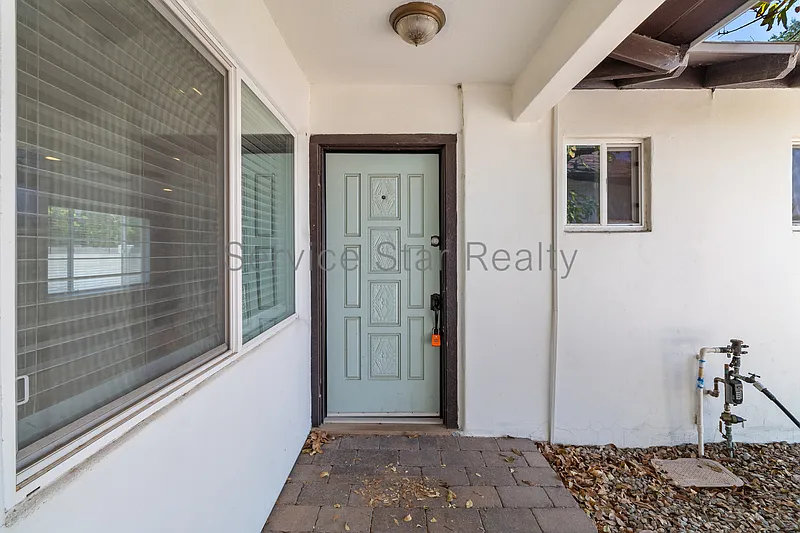 3 bed, 2.0 bath, 1579 sqft, $2,850 — Photo 3