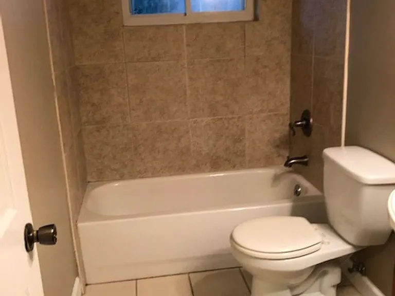 406 Montclair Blvd — Photo 20