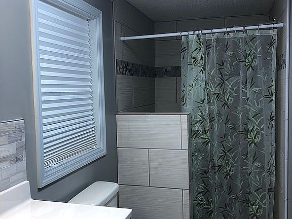 Master bath. Tile  shower