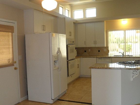 76836 Manor Place16_03272015