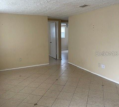4th image of 2103 Shannon Dr