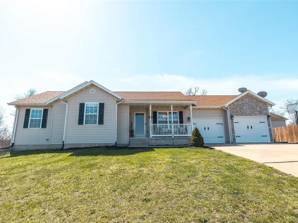 15888 Trace Dr, Saint Robert, MO 65584