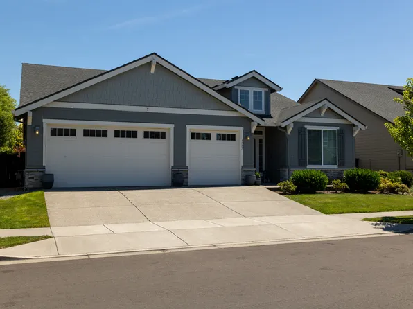 4785 S 16th Dr, Ridgefield, WA 98642