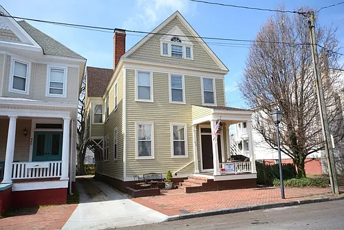 436 Dinwiddie St #2 Photo 1