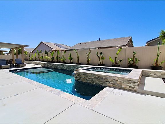 2nd image of 29597 Argyle Cir