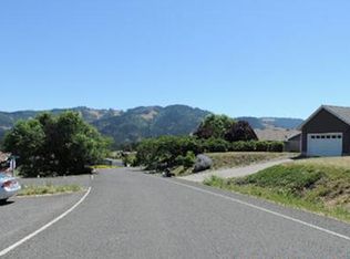 547 Cochran Ln, White Salmon, WA
