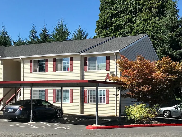Tamarack Apartments — Photo 57