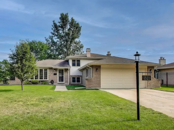 1521 71st St, Darien, IL 60561