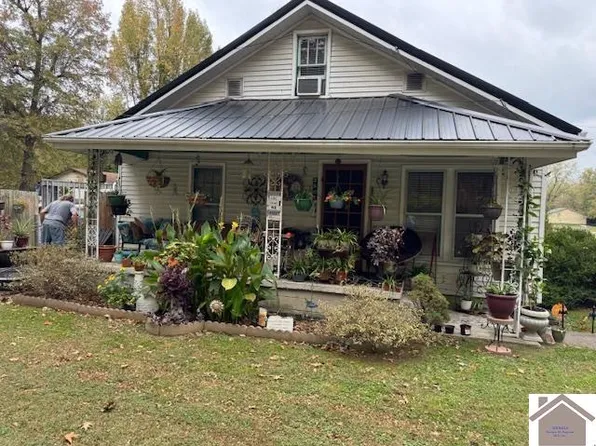 3501 Hovekamp Rd, Paducah, KY 42003